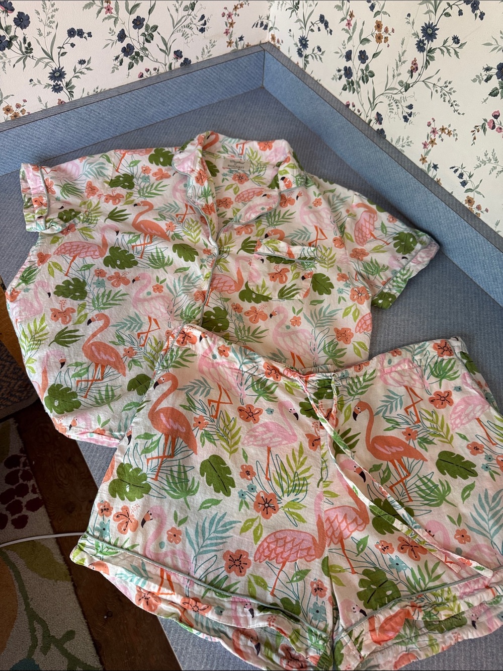 Crafted by Mahogany Boutique Tropical Print Pajama Set Women’s M